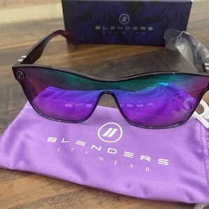Blenders Eyewear Millenia X2  NEW NEVER WORN